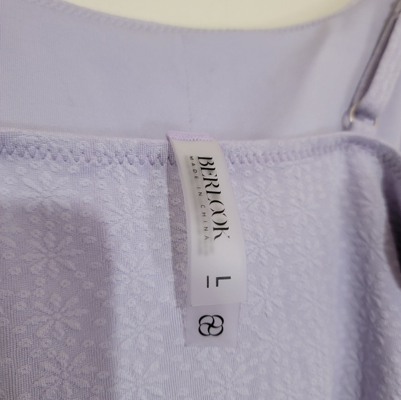 Berlook Textured Tie One-Piece Swimsuit - Picture 6 of 6